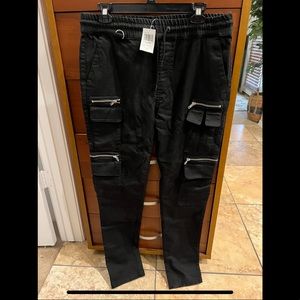 Black jogger pants from Hot Topic, size L, NWT